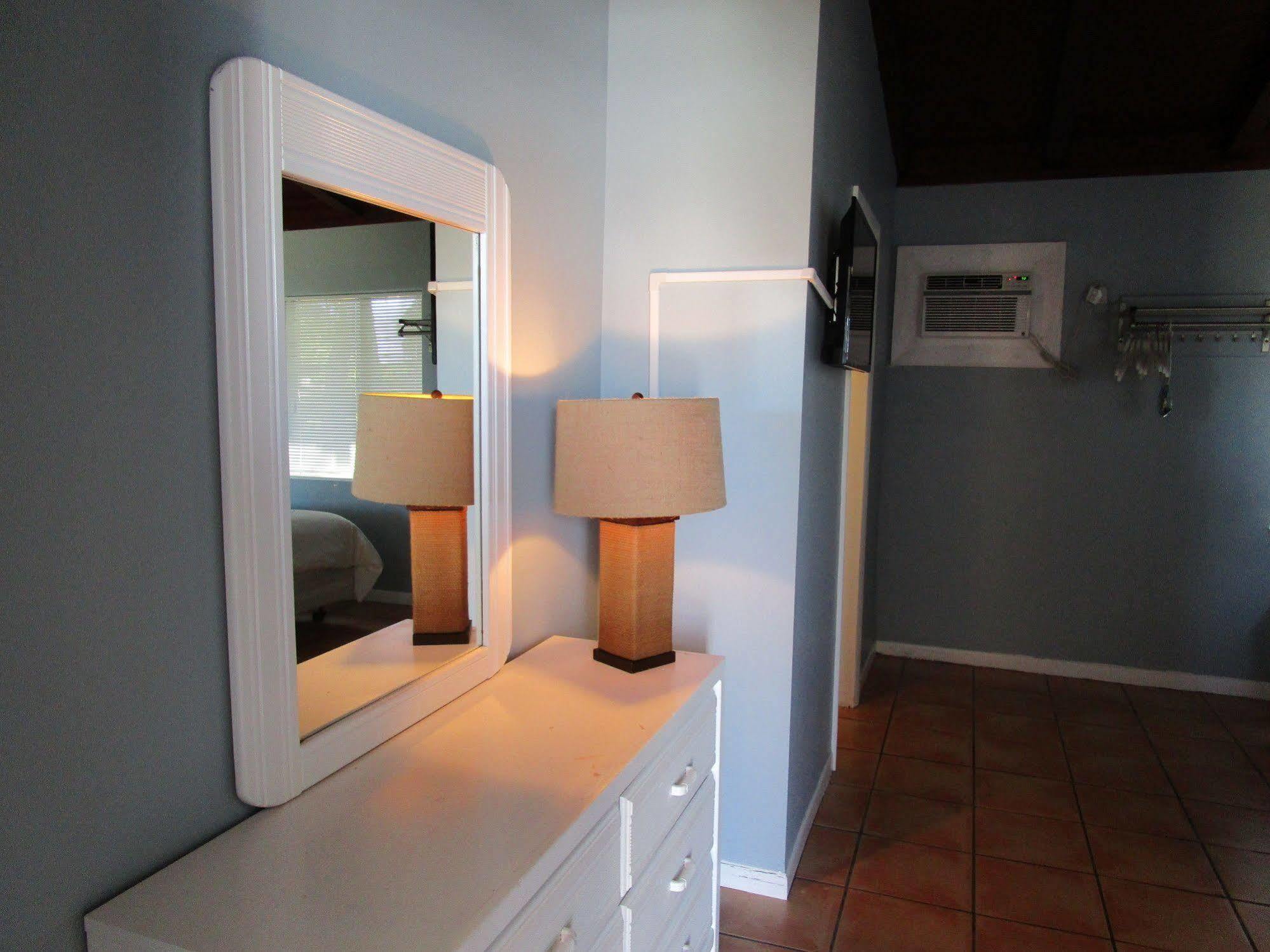 Fiesta Key Rv Resort Premium Room 1 Layton Dış mekan fotoğraf